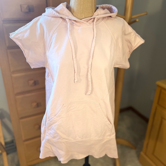 EUC Left of Center short sleeve pink top size M - Picture 12 of 15